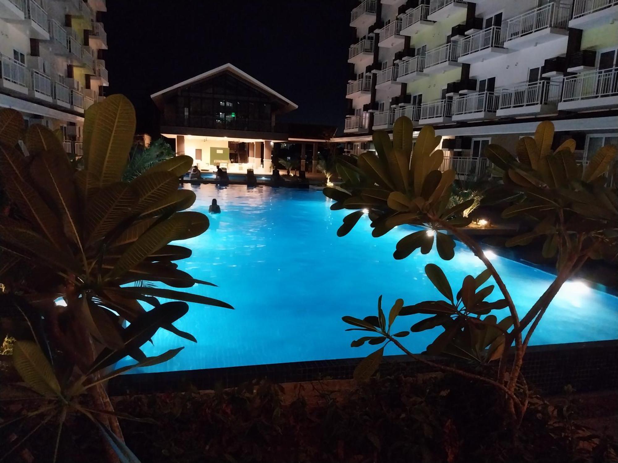 Stay And Fly At Amani Grand Resort Residences Lapu-Lapu City Exterior foto